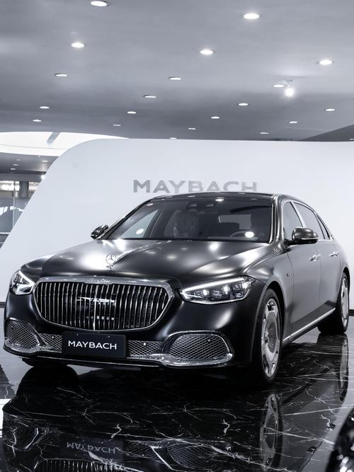 重庆181岚图汽车的售后服务让用户无忧出行，迈巴赫未来的豪华车趋势